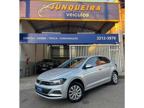 VOLKSWAGEN POLO 1.0 MPI TOTAL FLEX MANUAL VOLKSWAGEN POLO 1.0 MPI TOTAL FLEX MANUAL